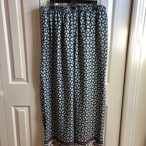 Forever 21+ 2X blue and green wide leg pants excellent condition 32 inch inseam